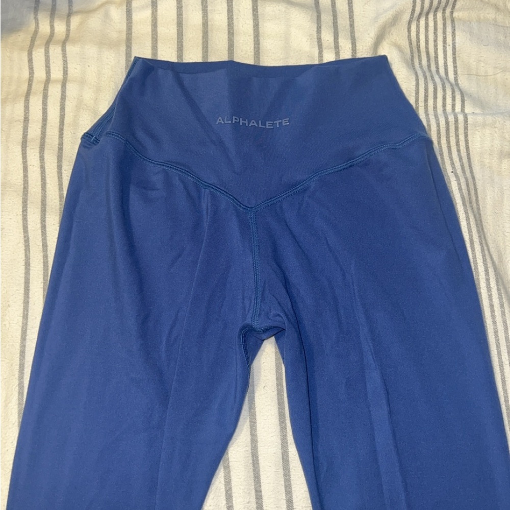 Alphalete Vibrant Blue High-Waist Leggings